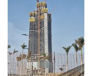 https://upload.wikimedia.org/wikipedia/commons/thumb/8/84/Jeddah_Tower_(King_Salman_Tower)_as_of_May_2021.jpg/250px-Jeddah_Tower_(King_Salman_Tower)_as_of_May_2021.jpg