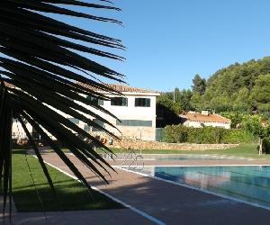 http://albergcampingtivissa.cat/wp/wp-content/uploads/2015/02/imatge-resort1.jpg