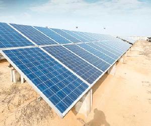 http://cceonlinenews.com/wp-content/uploads/2017/10/Ethiopia-mulls-100MW-solar-power-plant-in-Metehara.jpg