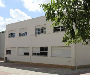 http://educa.cm-amadora.pt/images/conteudos/oferta_educativa/rede_publica/escolas_1ceb/eb1_smattos_1b.jpg