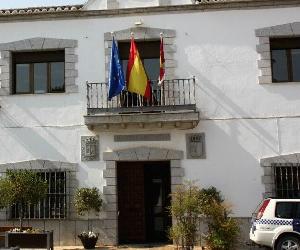 http://elsemanaldelamancha.com/upload/images/05_2020/1452_ayuntamiento-miguel-esteban.jpg