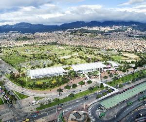 http://images.adsttc.com/media/images/59b6/7ebe/b22e/38d6/2c00/011a/slideshow/01-VISTA_AEREA.jpg?1505132208