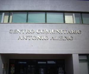 http://photos.wikimapia.org/p/00/04/74/19/59_big.jpg