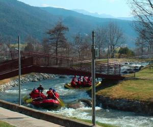 http://raftingparc.cat/wp-content/uploads/2017/04/rafting-parc-canal-footer.jpg?id=1600