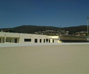 http://www.blogtok.com/paginas/25870/imagens/Futebol_/Campo_de_carape_os.jpg