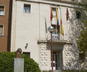 http://www.campusmoncloa.es/img/web/colegio-mayor-miguel-antonio-caro_72.jpg