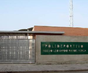 http://www.pmdlarinconada.es/instalaciones/img/polideportivo-municipal-nuevo-leonardo-ramos-yerga00.jpg