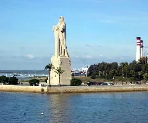 http://2.bp.blogspot.com/_kWMXxXiuOmM/TMr2sRQAx1I/AAAAAAAAAP4/x3PP8tcIquo/s1600/Huelva-Monumento%2Ba%2Bla%2BFe%2BDescubridora05.jpg