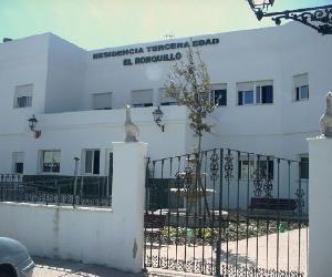 https://topmayores.es/wp-content/uploads/2017/10/7901_Residencia-Municipal-El-Ronquillo-1.jpg