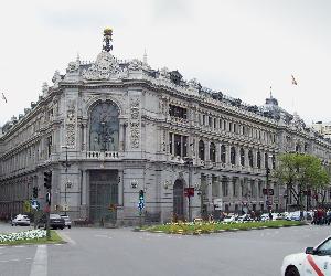 https://upload.wikimedia.org/wikipedia/commons/5/5c/Banco_de_Espa%C3%B1a_(Madrid)_06.jpg