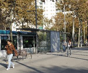 https://upload.wikimedia.org/wikipedia/commons/7/7c/Estaci%C3%B3_de_Selva_de_Mar_(TRAM).jpg