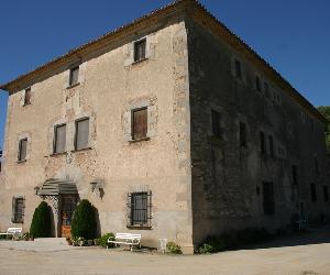 https://upload.wikimedia.org/wikipedia/commons/8/84/Can_xammar_de_baix_(ametlla_del_valles).JPG