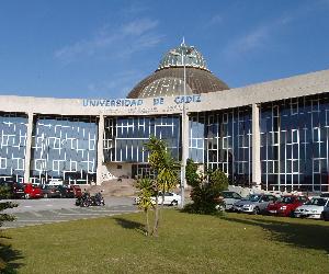 https://upload.wikimedia.org/wikipedia/commons/0/03/CASEM_Campus_de_Puerto_Real_2.jpg