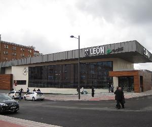 https://upload.wikimedia.org/wikipedia/commons/0/0f/Estacion_provisional_Leon.jpg