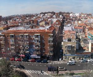 https://upload.wikimedia.org/wikipedia/commons/2/28/El_Zof%C3%ADo.JPG