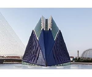 https://upload.wikimedia.org/wikipedia/commons/thumb/8/8e/%C3%81gora,_Ciudad_de_las_Artes_y_las_Ciencias,_Valencia,_Espa%C3%B1a,_2014-06-29,_DD_44.JPG/273px-%C3%81gora,_Ciudad_de_las_Artes_y_las_Ciencias,_Valencia,_Espa%C3%B1a,_2014-06-29,_DD_44.JPG