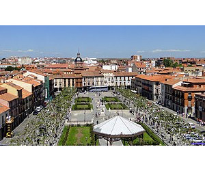 https://upload.wikimedia.org/wikipedia/commons/thumb/0/0f/Alcal%C3%A1_de_Henares_-_50913617211.jpg/300px-Alcal%C3%A1_de_Henares_-_50913617211.jpg