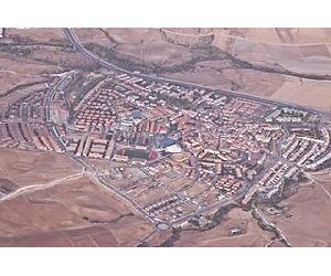 https://upload.wikimedia.org/wikipedia/commons/thumb/3/39/San_Agust%C3%ADn_del_Guadalix_-_02.jpg/320px-San_Agust%C3%ADn_del_Guadalix_-_02.jpg