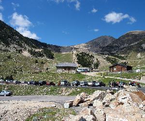 https://upload.wikimedia.org/wikipedia/commons/thumb/a/a6/Vallter2000.jpg/1200px-Vallter2000.jpg