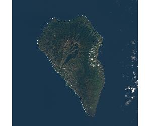 https://upload.wikimedia.org/wikipedia/commons/f/f0/(Isla_de_la_Palma)_La_Palma_&_La_Gomera_Islands,_Canary_Islands_(cropped).jpg