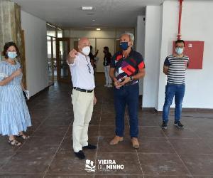 https://vieiradominhotv.sapo.pt/wp-content/uploads/2021/08/requalificacao-escola-700x464.jpg