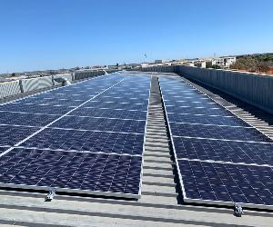 https://vrpelectric.com/wp-content/uploads/2021/04/instalacion-solar-fotovoltaica-nave-industrial-almussafes-1.jpg