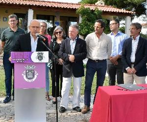 https://www.cm-loule.pt/util/imgLoader.ashx?w=1280&img=/upload_files/client_id_1/website_id_1/images/GAP/Associa%C3%A7%C3%A3o%20Humanit%C3%A1ria%20Doentes%20Parkinson%20Alzheimer2.JPG