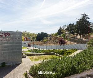 https://www.cm-mirandela.pt/thumbs/cmmirandela/uploads/news/image/2653/construcao___residencia___mirandela_1_980_2500.jpg