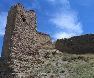 https://www.calatayud.es/admin/resources/noticias/fotos/8155/1080x1920/torre_albarrana_1.jpg