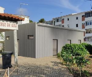 https://www.cascais.pt/sites/default/files/styles/galeria-new/public/imagens/pagina/guia.jpg?itok=Gkeu-8DJ