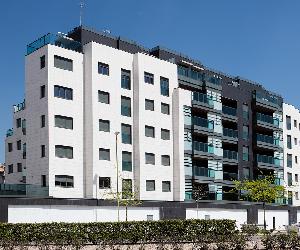 https://www.aelca.es/material/aelca_inmuebles/img_23_1550847314_terrazas-las-tablas3-cabecera.jpg
