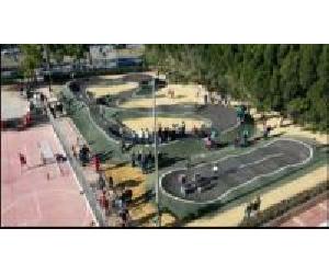 https://www.alicante.es/sites/default/files/styles/img_imagen_nodo/public/imagenes/202112/palmeral-ejemplo-pista-pumptrack.jpg?itok=BZI5ReZU