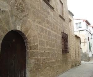 https://www.ayuntamiento.org/fotos/ayuntamiento-la-mata-de-morella-58347487.jpg