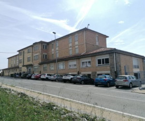 https://www.gupirinioa.eus/imagen_escala_ancho.php?x=500&imagen=imagenes/noticias/educacion-confirma-que-el-instituto-de-bachillerato-del-pirineo-en-lumbier-abrira-el-proximo-curso-158.jpeg