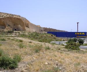 https://www.diariodealmeria.es/2023/08/22/almeria/Terrenos-aledanos-IKEA-Almeria_1822928423_191177212_667x375.jpg