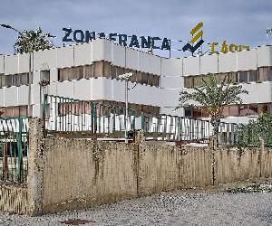 https://www.diariodecadiz.es/2021/12/06/cadiz/Edificio-antiguo-complejo-tabaquero-Altadis_1635747145_148675739_667x375.jpg