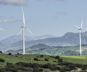 https://www.diariodejerez.es/2021/08/26/jerez/Parque-eolico-provincia-Cadiz_1605149786_142951455_667x375.jpg