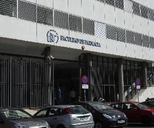 https://www.diariodesevilla.es/2022/01/27/sevilla/edificio-Facultad-Farmacia-Reina-Mercedes_1651345303_151023523_1200x844.jpg