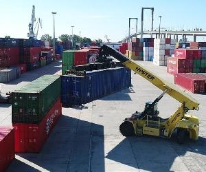https://www.diariodesevilla.es/2022/02/10/sevilla/terminal-ferroviaria-contenedores-Puerto-Sevilla_1655545051_151778041_667x375.jpg