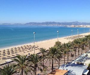 https://www.engelvoelkers.com/wp-content/uploads/2017/05/Playa-de-PalmacEngel-V%C3%B6lkers-Palma-Beach_Gro%C3%9F.jpg