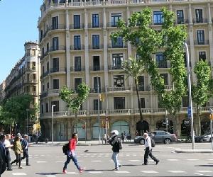 https://www.ejeprime.com/files/2020/19_lugares/ciudades/barcelona/LaSalleBCN-728.jpg