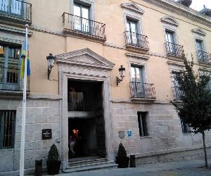 https://www.eladelantado.com/wp-content/uploads/2018/03/parador-696x522.jpg