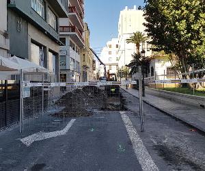 https://www.eldiario.es/fotos/Cabildo-Alvarez-Abreu-Avenida-Maritima_EDIIMA20190514_0848_20.jpg