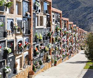 https://www.elfunerariodigital.com/wp-content/uploads/2022/03/Cementerio-jijona.jpg