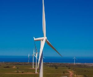 https://www.evwind.es/wp-content/uploads/2015/06/Wind-farm1_in_Cape_town_south_Africa-672x372.jpg