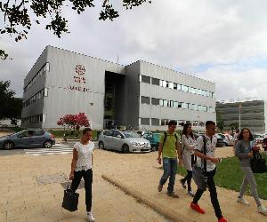 https://www.huelvainformacion.es/2020/03/10/huelva/Alumnos-Campus-Carmen-Universidad-Huelva_1444966088_118366676_667x375.jpg