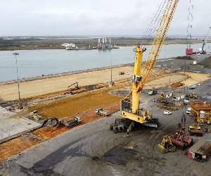 https://www.huelvainformacion.es/2022/01/30/huelva/Imagen-muelle-Ingeniero-Juan-Gonzalo_1652245779_151185995_667x375.jpg