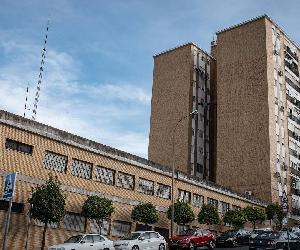 https://www.huelvainformacion.es/2022/02/16/huelva/Edificio-ubica-Centro-Civico-Centenario_1657345224_152139460_667x375.jpg