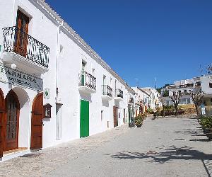 https://www.ibiza5sentidos.es/wp-content/gallery/sant-joan-de-labritja/santjoan1.jpg