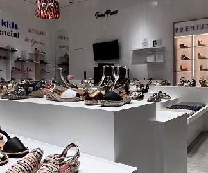 https://www.modaes.com/thumb/OTgweDM1MngweDF4OTgweDM1MA==/files/2022/empresas/toni-pons/toni-pons-tienda-980.jpg